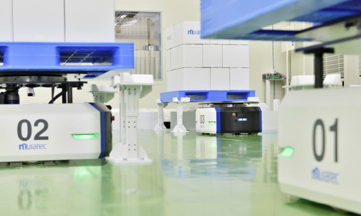 無人搬送台車　スマートAGV